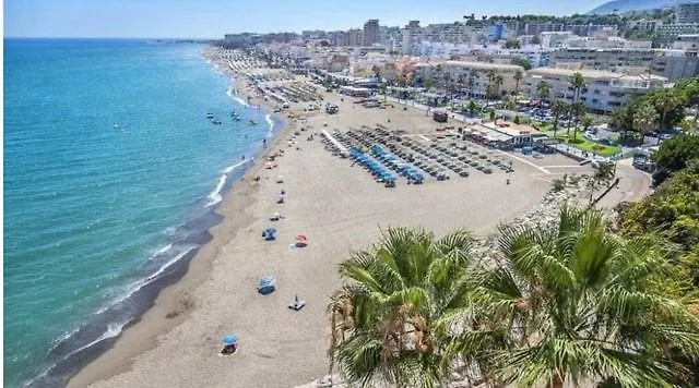 Malibu Beach Τορρεμολίνος